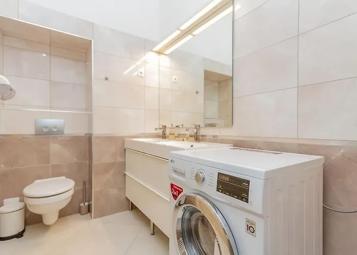 Bartok Boulevard By Nw * Budapest